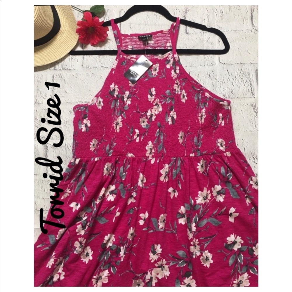 NWT -Pink  Plus Torrid Top Size 1 (14/16) Sale!